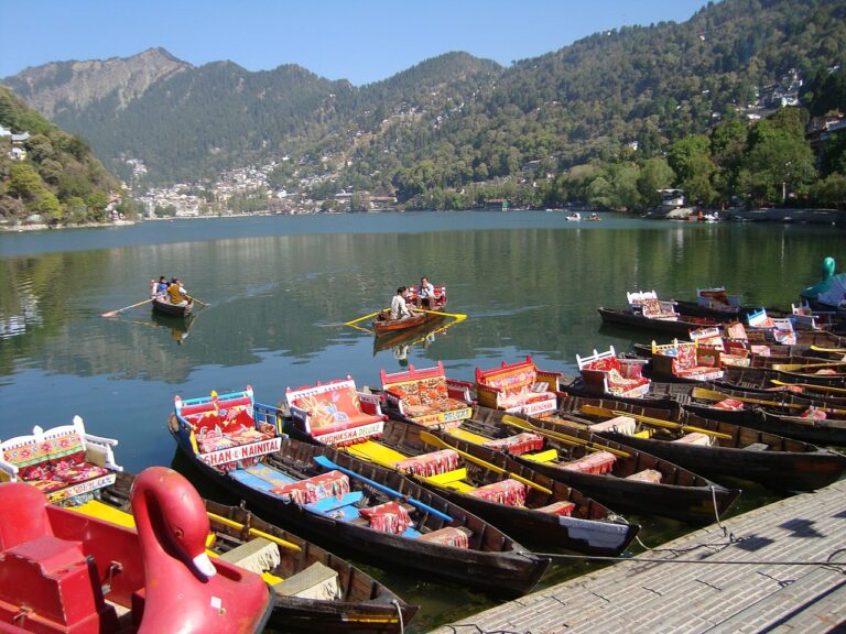 nainital-Tour-package-by-Yoshi-travels-at-cehap-rate