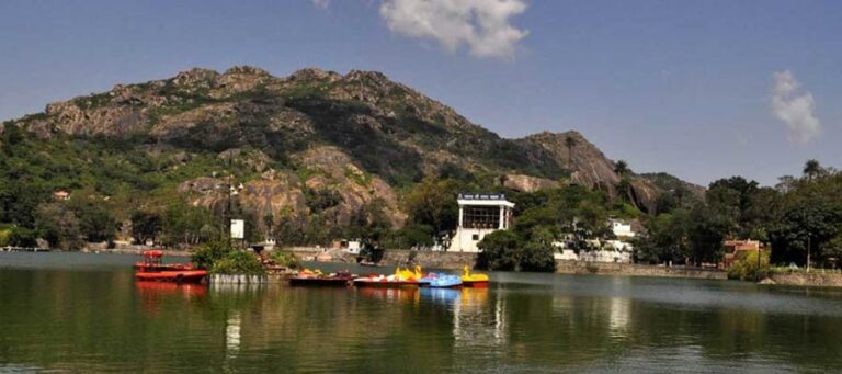 Udaipur-Mountabu-besttour-Package-by-Yoshi-Travels